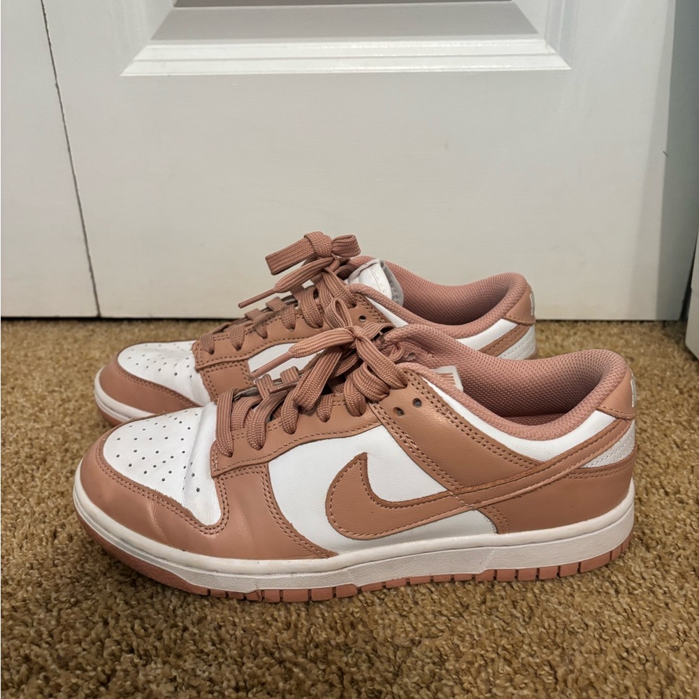 Nike Dunks